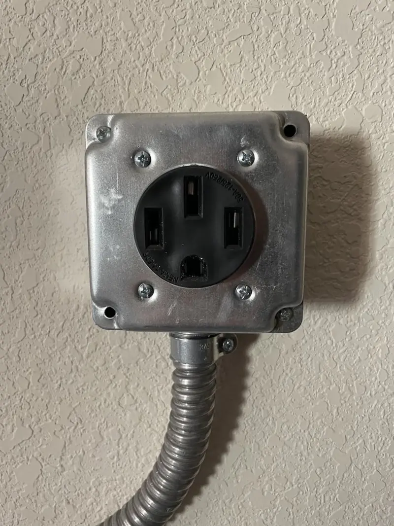 NEMA 14-50 outlet installed for Smart Home Electrical in Tanque Verde